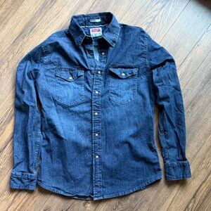 Wrangler Dark Wash Denim Shirt Men's Medium Snap Button Western Long Sleeve